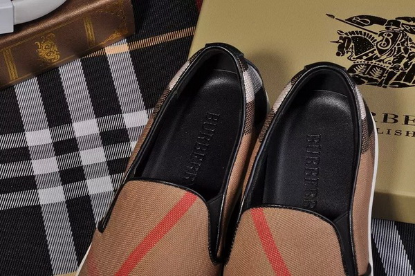 Burberry Men Loafers--016